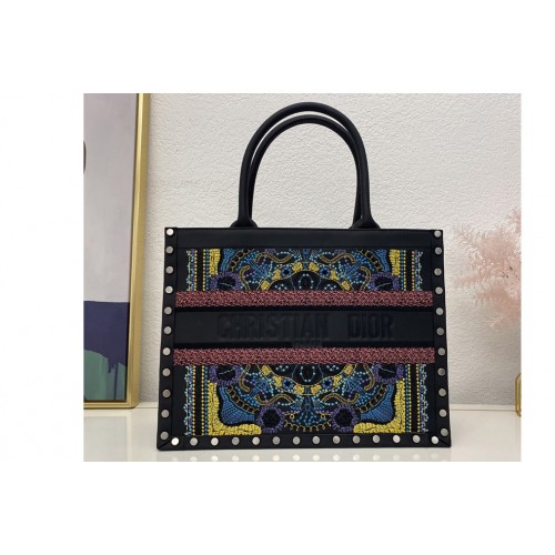 Christian Dior M1296 Dior book tote Bag in Black Calf Leather With Embroidery