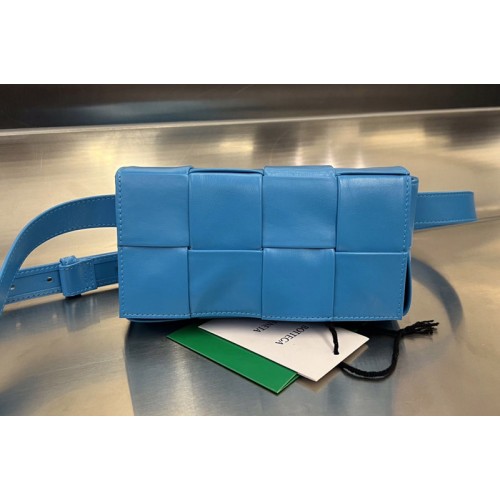 Bottega Veneta Cassette Belt Mini Bag in Blue intreccio leather Bottega Veneta Cassette Belt Mini Bag in Blue intreccio leather